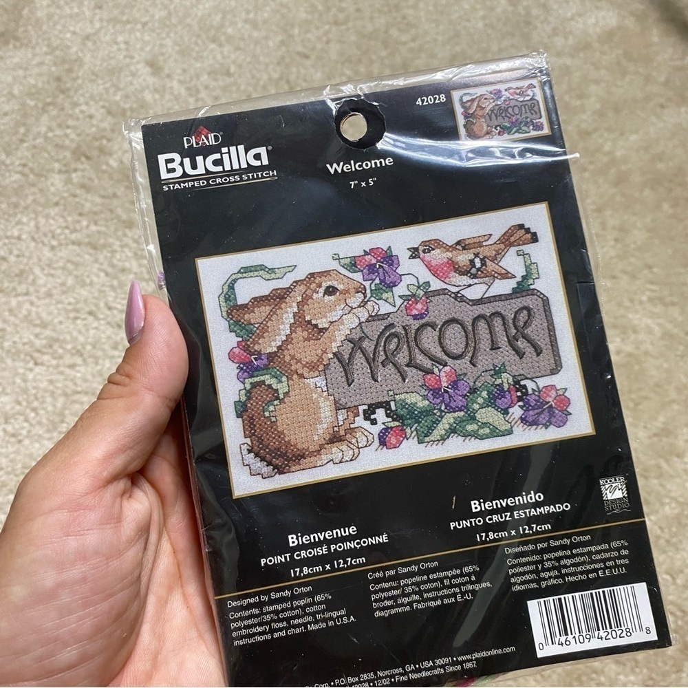 BUCILLA stamped cross stitch Welcom bunny sign 7" by 5" set #42028